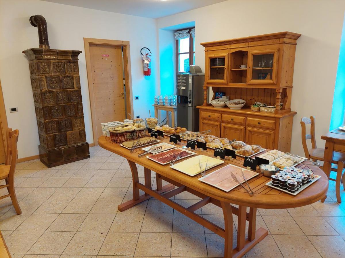 Taxus Hostel Pieve Tesino 외부 사진