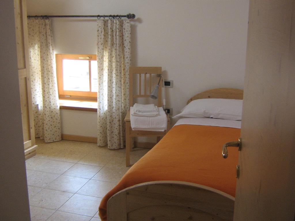 Taxus Hostel Pieve Tesino 객실 사진